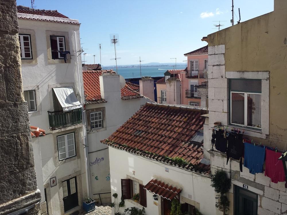 Alfama - Santa Luzia - Fado Museum * Lisboa